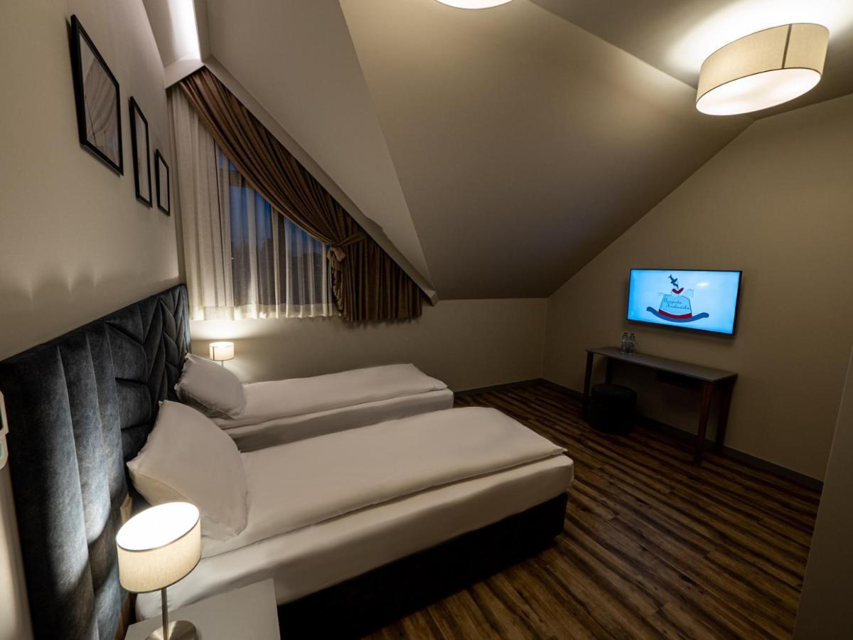 Villa & Gospoda Krakowska Kobiernice Ngoại thất bức ảnh
