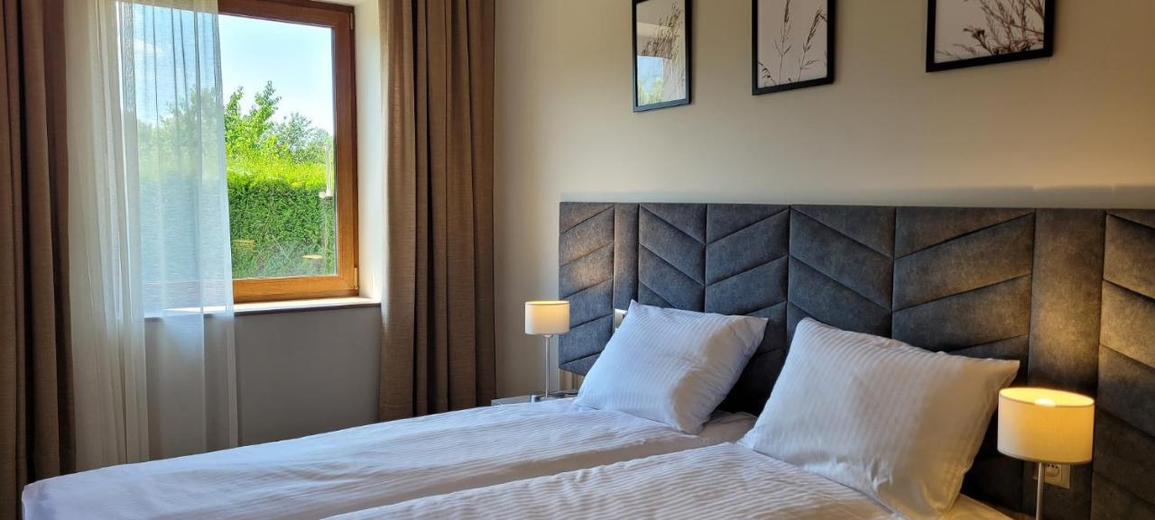 Villa & Gospoda Krakowska Kobiernice Ngoại thất bức ảnh