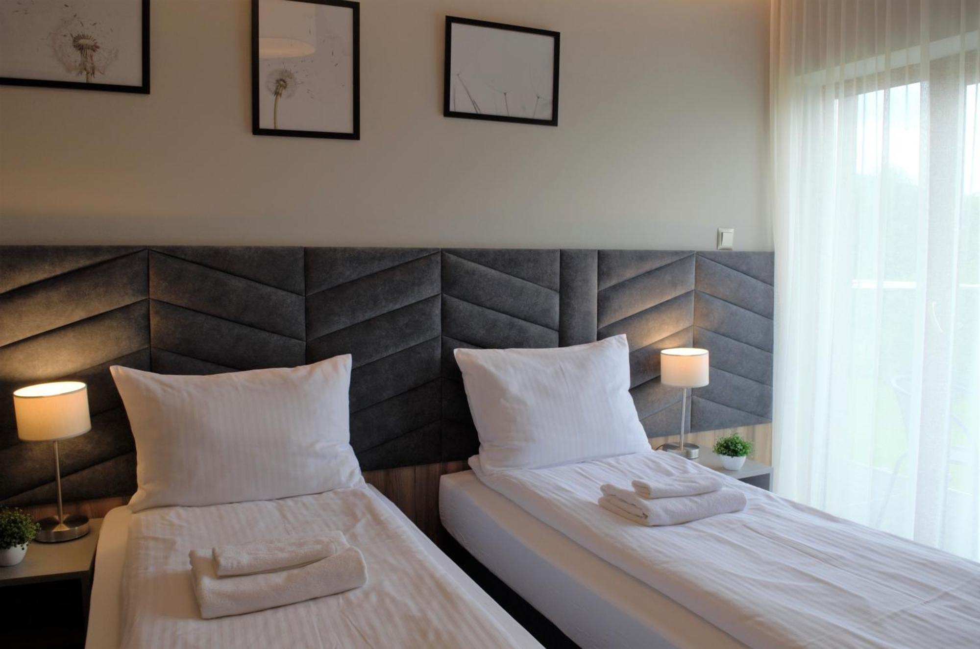 Villa & Gospoda Krakowska Kobiernice Ngoại thất bức ảnh