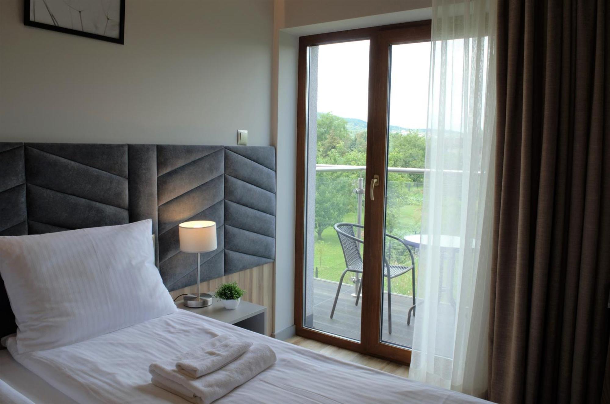 Villa & Gospoda Krakowska Kobiernice Ngoại thất bức ảnh