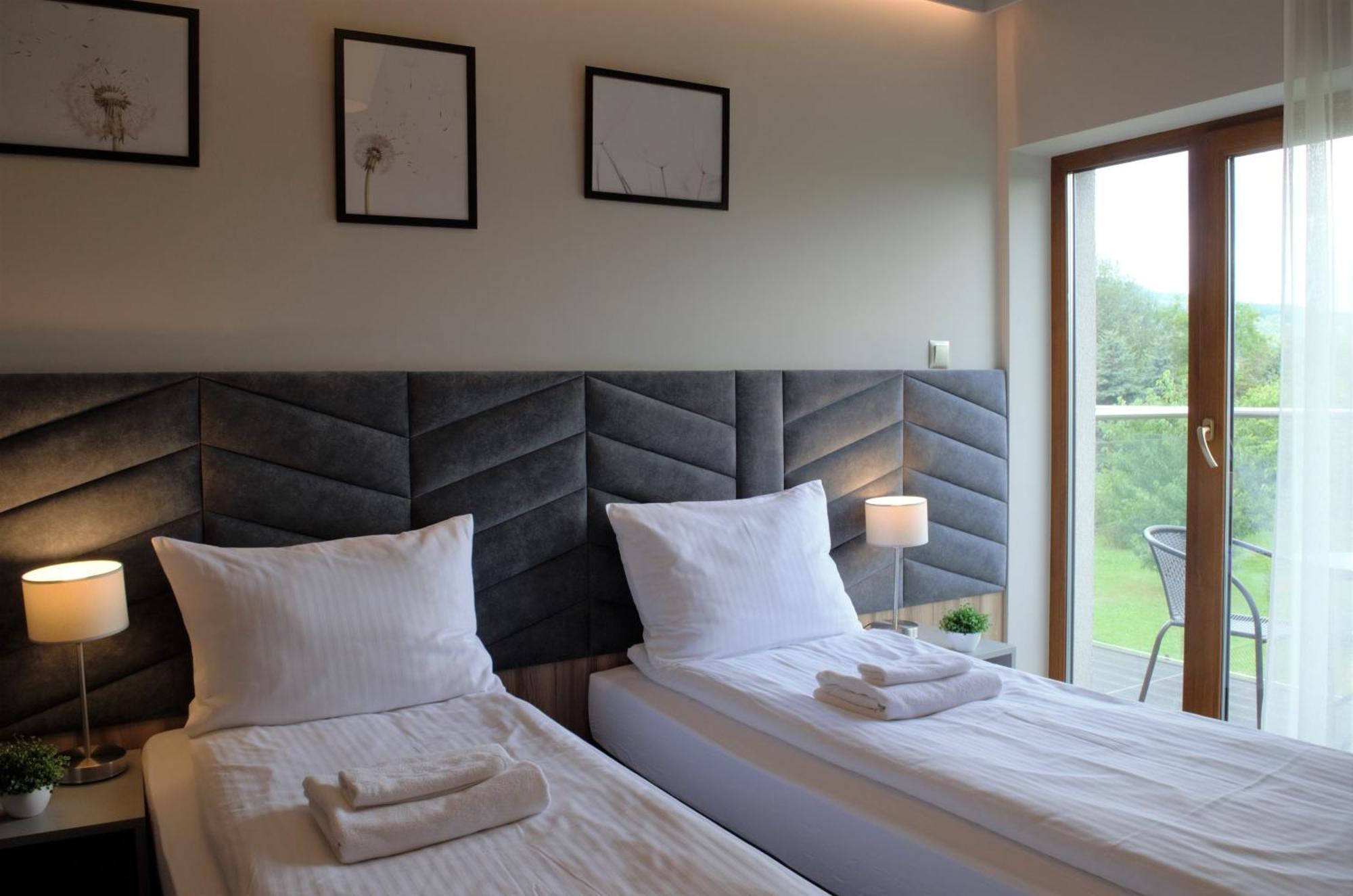 Villa & Gospoda Krakowska Kobiernice Ngoại thất bức ảnh