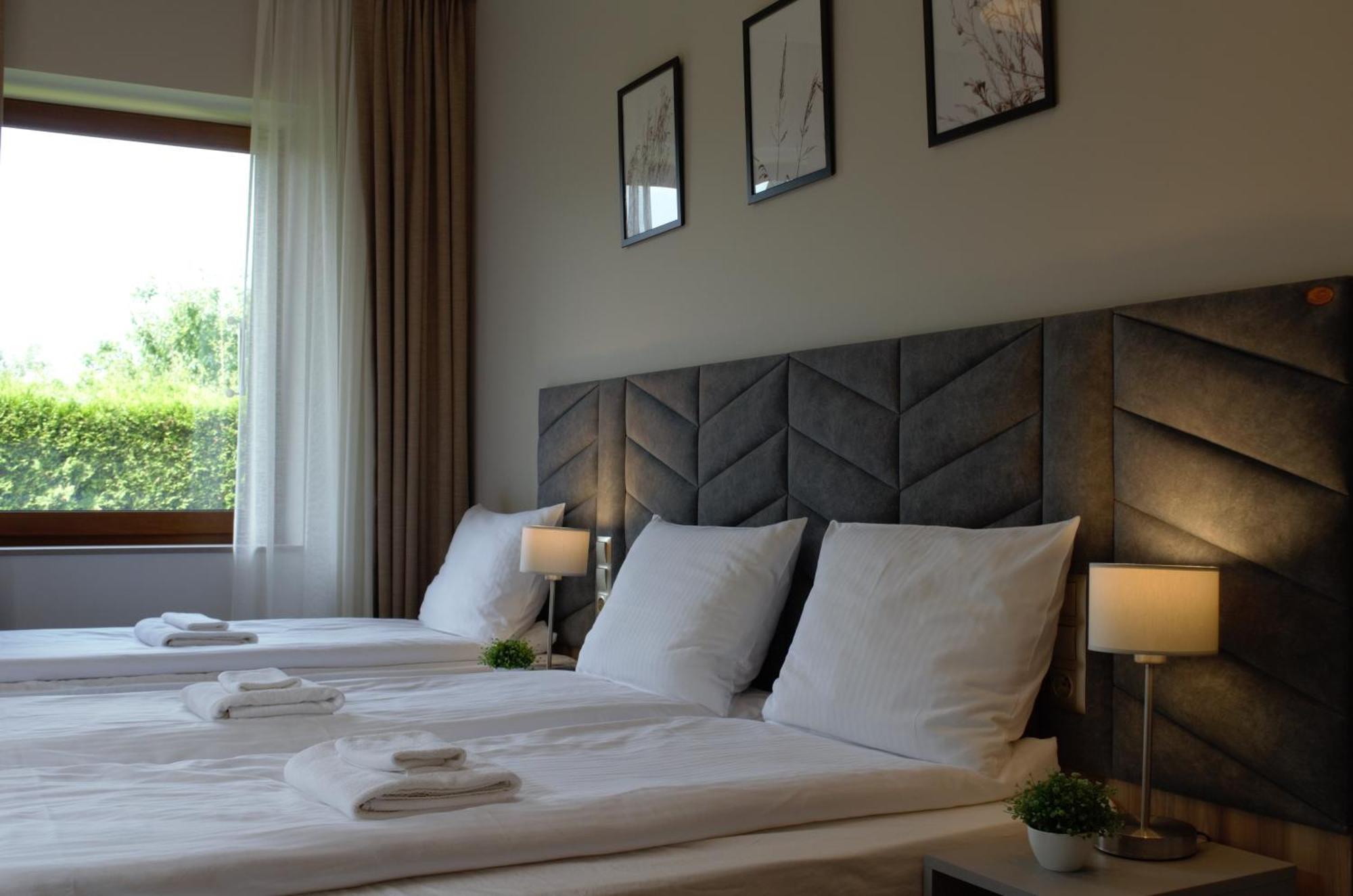Villa & Gospoda Krakowska Kobiernice Ngoại thất bức ảnh