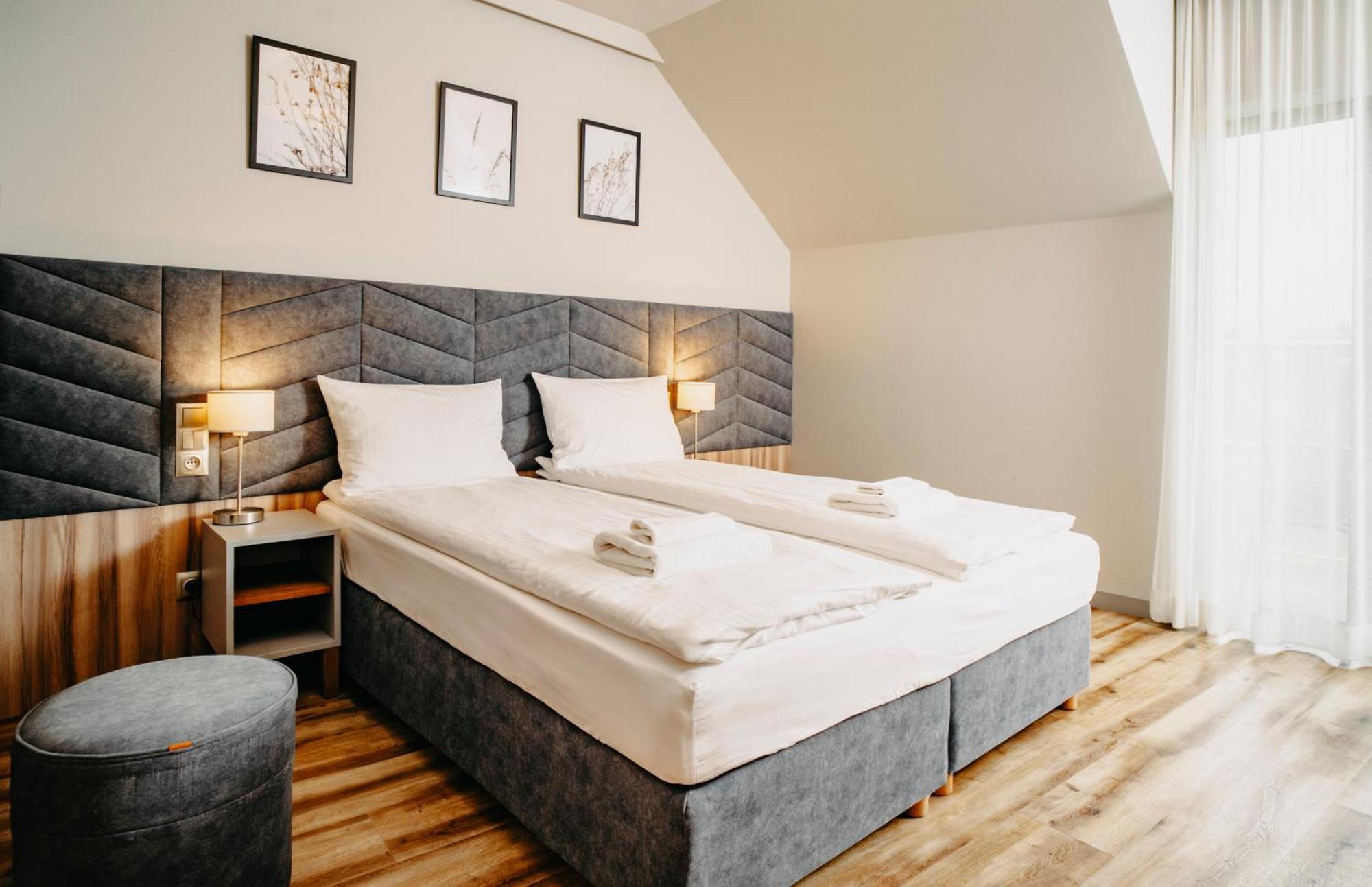 Villa & Gospoda Krakowska Kobiernice Ngoại thất bức ảnh