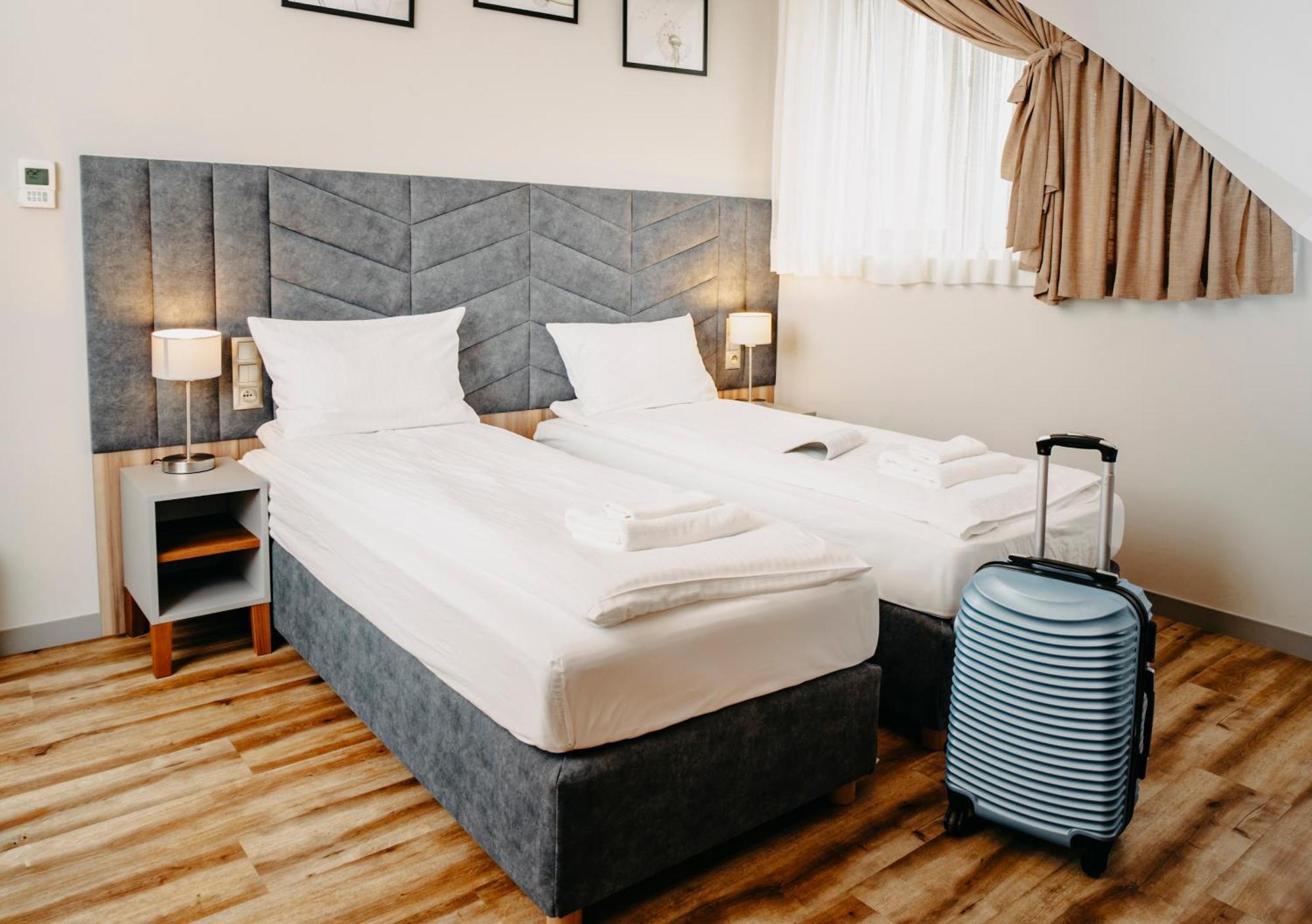 Villa & Gospoda Krakowska Kobiernice Ngoại thất bức ảnh